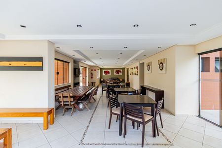 Apartamento à venda com 178m², 3 quartos e 3 vagas Apartamento à venda com 178m², 3 quartos e 3 vagasÁrea comum - Salão de festas