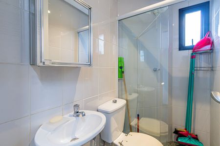 Apartamento à venda com 178m², 3 quartos e 3 vagas Apartamento à venda com 178m², 3 quartos e 3 vagasLavanderia - Banheirode serviço