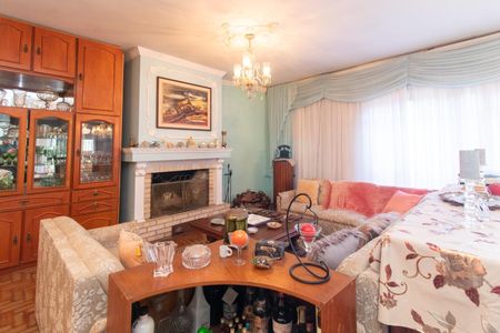 Casa à venda com 1003m², 4 quartos e 4 vagasSala