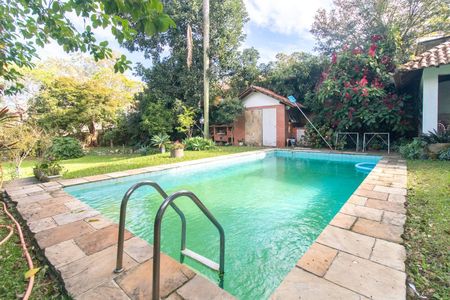 Casa à venda com 1003m², 4 quartos e 4 vagasPiscina