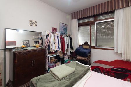 Casa à venda com 1003m², 4 quartos e 4 vagasQuarto 2
