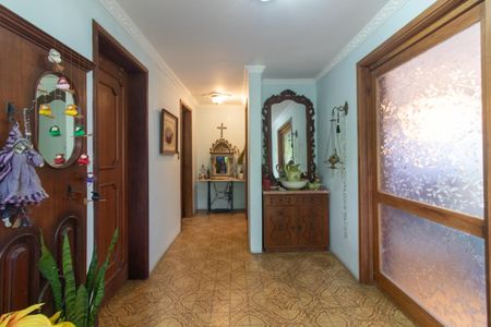 Casa à venda com 1003m², 4 quartos e 4 vagasHall de entrada