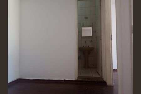 DORMITORIO de casa à venda com 3 quartos, 200m² em Centro, Osasco