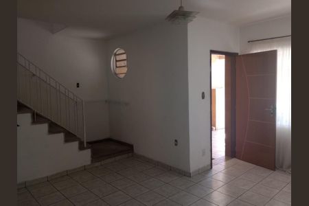 SALA de casa à venda com 3 quartos, 200m² em Centro, Osasco