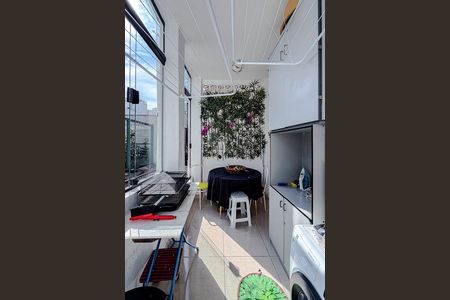 Casa à venda com 126m², 3 quartos e sem vagaÁrea de Serviço