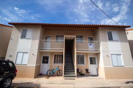 Apartamento para alugar com 40m², 2 quartos e 1 vaga Apartamento para alugar com 40m², 2 quartos e 1 vagaFachada do Bloco