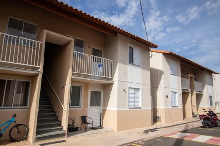 Apartamento para alugar com 40m², 2 quartos e 1 vaga Apartamento para alugar com 40m², 2 quartos e 1 vagaFachada do Bloco