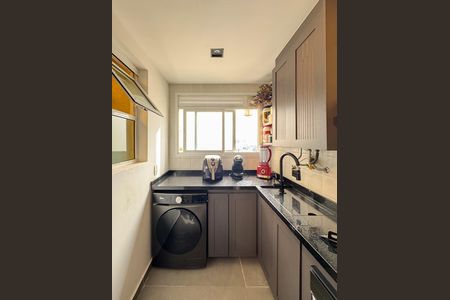 Apartamento à venda com 64m², 3 quartos e 1 vagaÁrea de Serviço