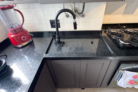 Apartamento à venda com 64m², 3 quartos e 1 vagaÁrea de Serviço