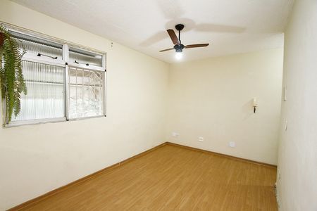 Sala de apartamento para alugar com 3 quartos, 65m² em Nova Gameleira, Belo Horizonte