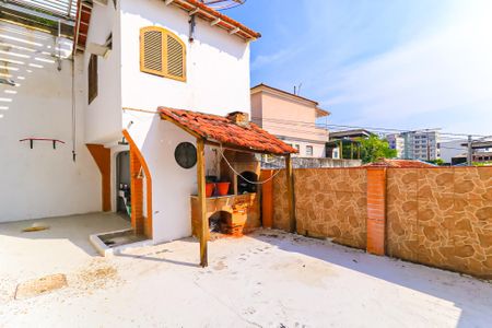 Casa para alugar com 80m², 2 quartos e sem vagaÁrea comum