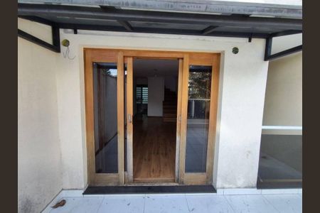 Casa à venda com 80m², 2 quartos e 2 vagas