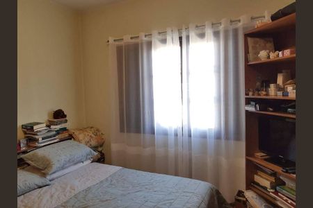 Casa à venda com 3 quartos, 180m² em Vila Tiradentes, São Paulo