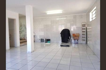 Casa à venda com 180m², 3 quartos e 2 vagas