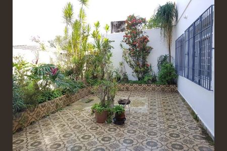 Casa à venda com 180m², 3 quartos e 2 vagas