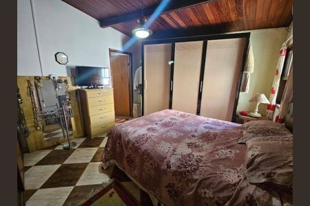 Casa à venda com 3 quartos, 150m² em Jardim Rizzo, São Paulo