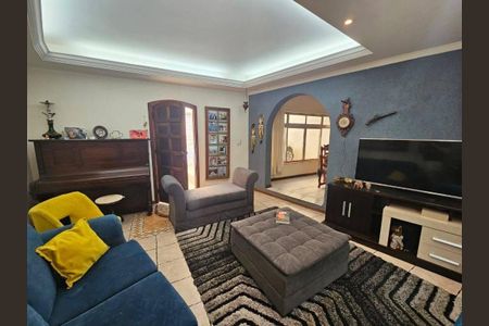 Casa à venda com 3 quartos, 150m² em Jardim Rizzo, São Paulo