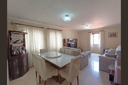 Casa à venda com 3 quartos, 215m² em Jardim Esmeralda, São Paulo