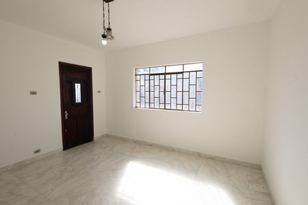 Casa para alugar com 2 quartos, 187m² em Parque Itamarati, Jacareí