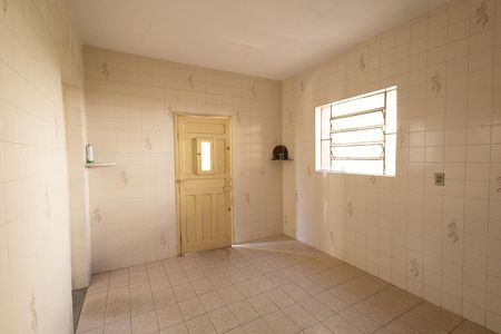 Copa de casa para alugar com 2 quartos, 187m² em Parque Itamarati, Jacareí