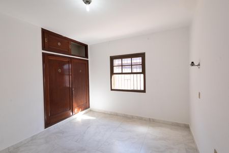 Casa para alugar com 187m², 2 quartos e 3 vagas Casa para alugar com 187m², 2 quartos e 3 vagasQuarto 2