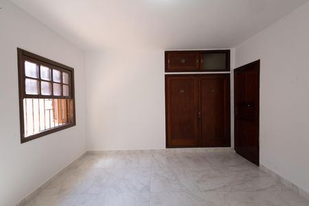 Quarto 1 de casa para alugar com 2 quartos, 187m² em Parque Itamarati, Jacareí