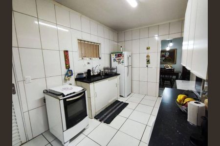 Casa à venda com 3 quartos, 165m² em Conjunto Residencial Butanta, São Paulo