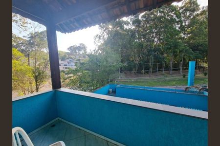 Casa à venda com 384m², 5 quartos e 6 vagas