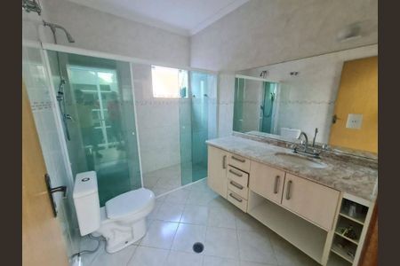 Casa à venda com 384m², 5 quartos e 6 vagas