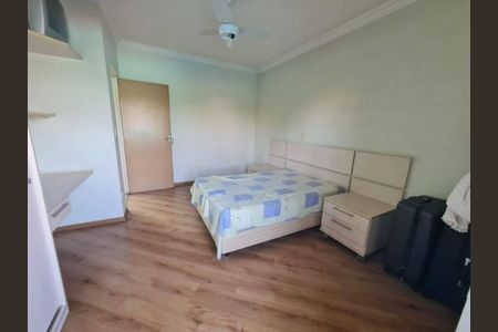 Casa à venda com 384m², 5 quartos e 6 vagas