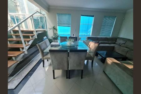 Casa à venda com 5 quartos, 384m² em Parque dos Principes, São Paulo