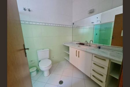 Casa à venda com 384m², 5 quartos e 6 vagas