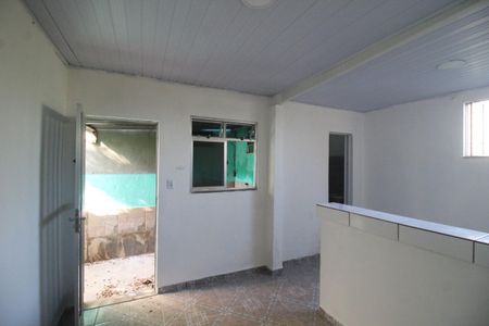 Sala de casa para alugar com 1 quarto, 45m² em Santa Maria, Belford Roxo