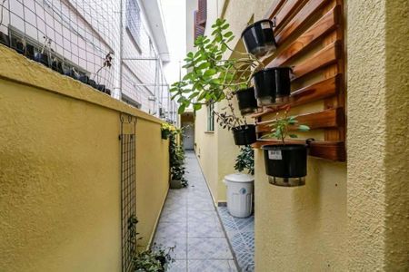 Casa à venda com 198m², 3 quartos e 2 vagas