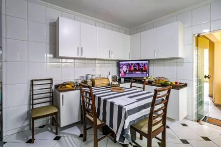 Casa à venda com 198m², 3 quartos e 2 vagas