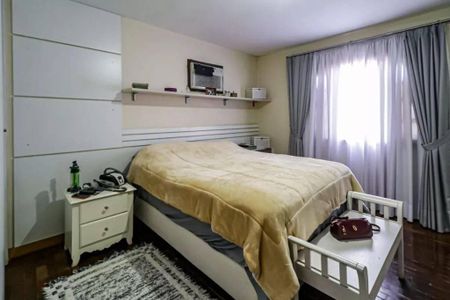 Casa à venda com 198m², 3 quartos e 2 vagas