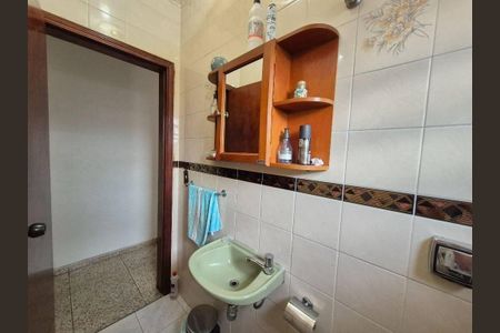 Casa à venda com 373m², 3 quartos e 4 vagas