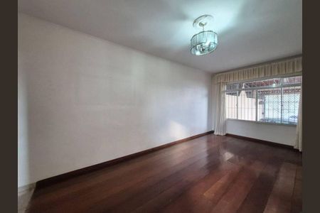 Casa à venda com 3 quartos, 373m² em Rio Pequeno, São Paulo