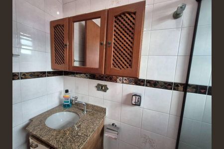 Casa à venda com 373m², 3 quartos e 4 vagas
