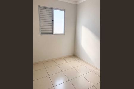 Quarto de apartamento para alugar com 2 quartos, 48m² em Chácaras Panorama, Uberlândia