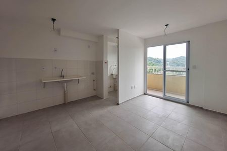 Sala de apartamento para alugar com 2 quartos, 42m² em Arrastão, Niterói