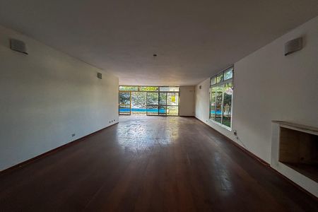 Casa para alugar com 4 quartos, 625m² em Alto de Pinheiros, São Paulo