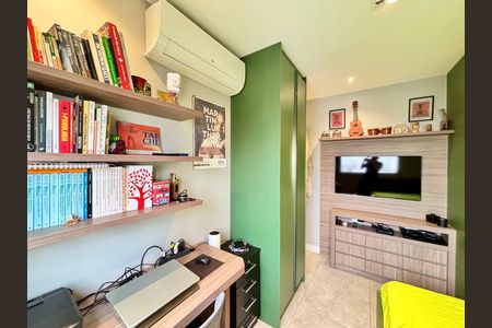 Apartamento à venda com 149m², 3 quartos e 2 vagas Apartamento à venda com 149m², 3 quartos e 2 vagasQuarto 1