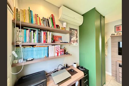 Apartamento à venda com 149m², 3 quartos e 2 vagas Apartamento à venda com 149m², 3 quartos e 2 vagasQuarto 1