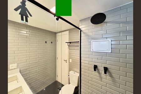 Apartamento à venda com 149m², 3 quartos e 2 vagas Apartamento à venda com 149m², 3 quartos e 2 vagasSuite Banheiro