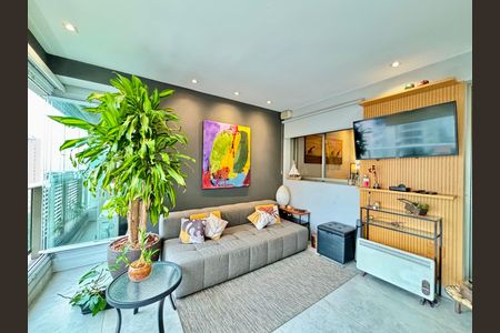 Apartamento à venda com 149m², 3 quartos e 2 vagas Apartamento à venda com 149m², 3 quartos e 2 vagasVaranda