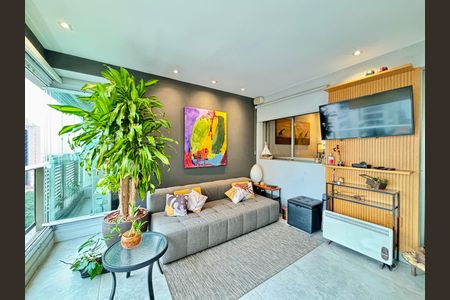 Apartamento à venda com 149m², 3 quartos e 2 vagas Apartamento à venda com 149m², 3 quartos e 2 vagasVaranda