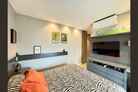 Apartamento à venda com 149m², 3 quartos e 2 vagas Apartamento à venda com 149m², 3 quartos e 2 vagasSuite