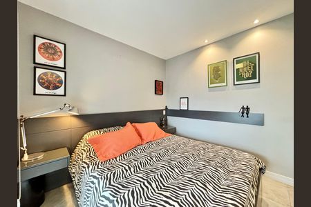 Apartamento à venda com 149m², 3 quartos e 2 vagas Apartamento à venda com 149m², 3 quartos e 2 vagasSuite
