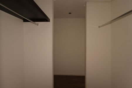 Casa para alugar com 115m², 3 quartos e 2 vagasSuíte - Closet